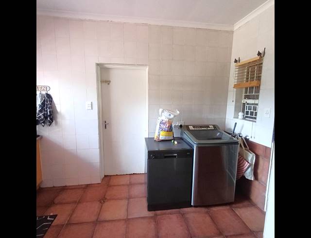 3 BEDROOM HOUSE FOR SALE IN RIVERSDALE